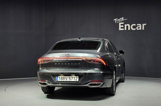 Hyundai Grandeur 2.5 Premium — пробег 41 606 км — фото 4 из 5