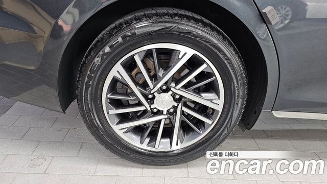 Hyundai Grandeur 2.5 Premium — пробег 41 606 км — фото 5 из 5