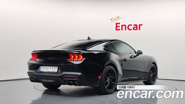 Ford Mustang 2.3 EcoBoost Premium Coupe — пробег 21 009 км — фото 2 из 5