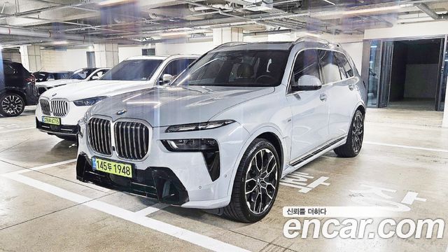 BMW X7 xDrive 40d M Sport 7 STR — пробег 10 387 км — фото 1 из 5