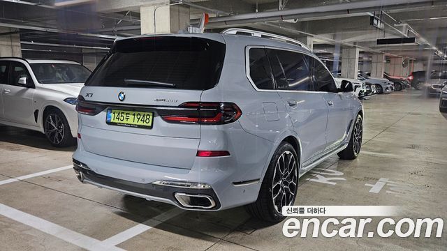 BMW X7 xDrive 40d M Sport 7 STR — пробег 10 387 км — фото 2 из 5
