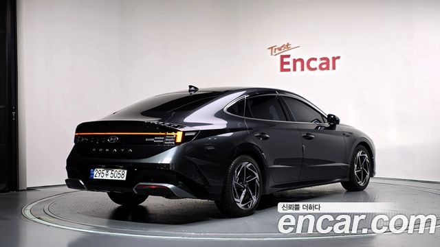 Hyundai Sonata 2.0 Exclusive — пробег 24 485 км — фото 2 из 5