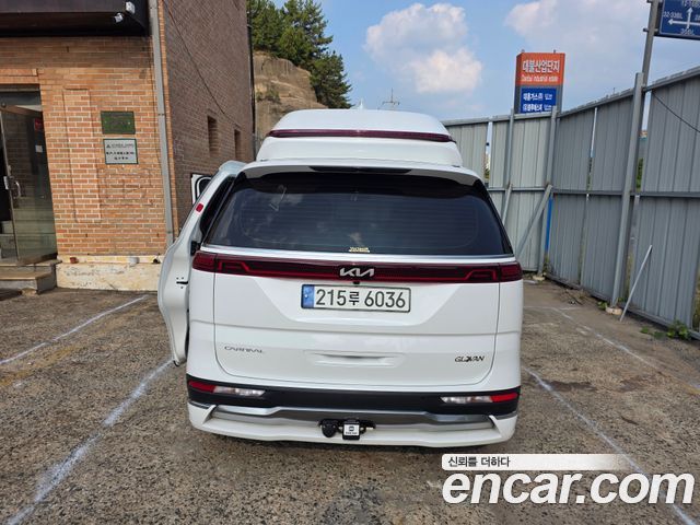Kia Carnival Gasoline 9-seater Limousine(Special vehicle) — пробег 85 500 км — фото 2 из 5