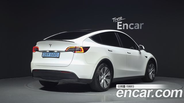 Tesla Model Y Long Range AWD — пробег 158 209 км — фото 2 из 5
