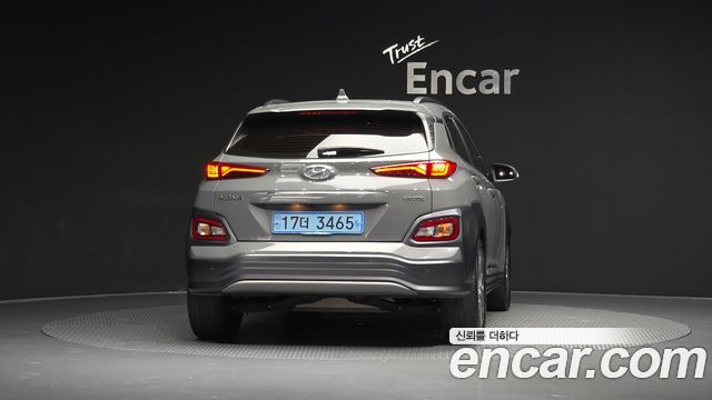 Hyundai Kona Premium — пробег 98 086 км — фото 4 из 5