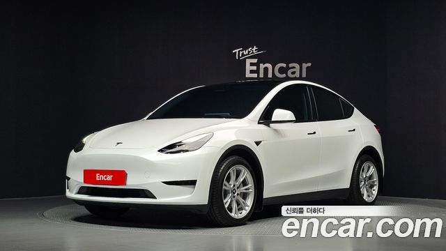 Tesla Model Y RWD — пробег 37 872 км — фото 1 из 5