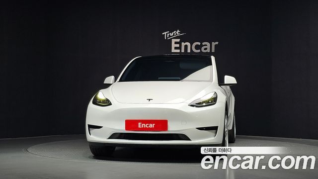 Tesla Model Y RWD — пробег 37 872 км — фото 3 из 5