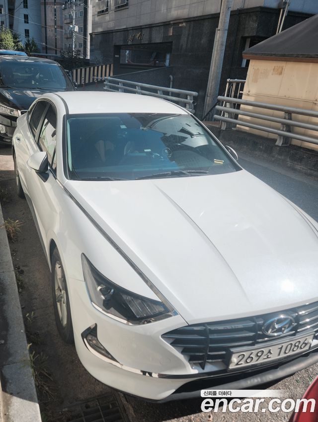 Hyundai Sonata 2.0 Smart — пробег 105 800 км — фото 1 из 5