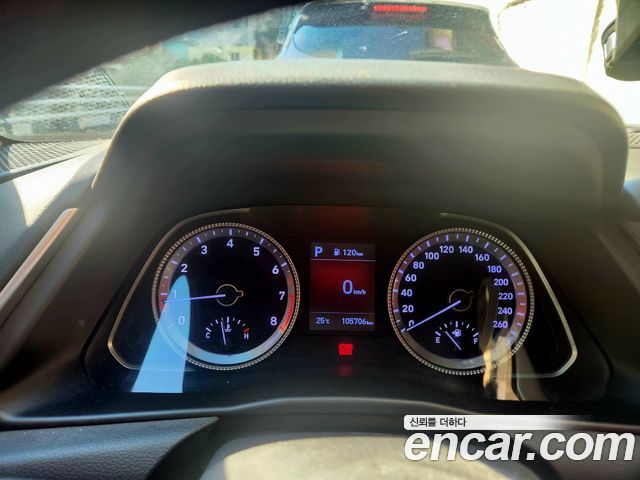 Hyundai Sonata 2.0 Smart — пробег 105 800 км — фото 3 из 5