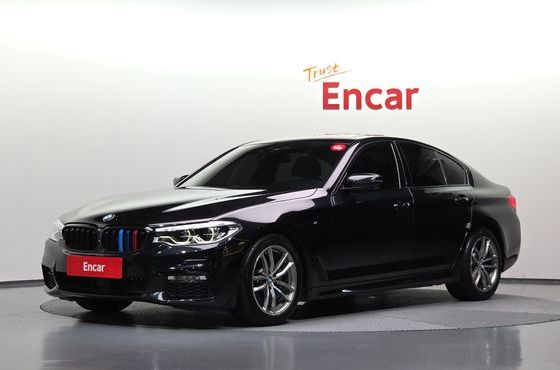 BMW 5-Series 520d M Sport Package Plus — пробег 135 169 км — фото 1 из 5