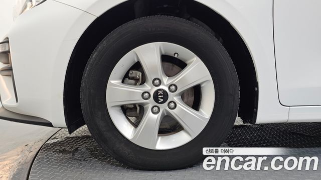 Kia K3 из Кореи Encar