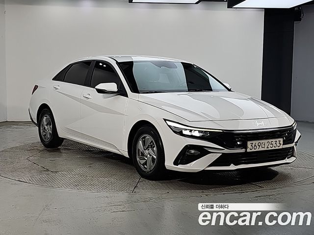 Hyundai AVANTE 1.6 Smart — пробег 109 032 км — фото 2 из 5