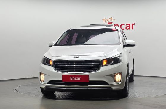 Kia Carnival 11-seater Luxury — пробег 157 763 км — фото 3 из 5