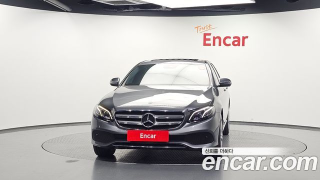 Mercedes-Benz E-Class из Кореи Encar