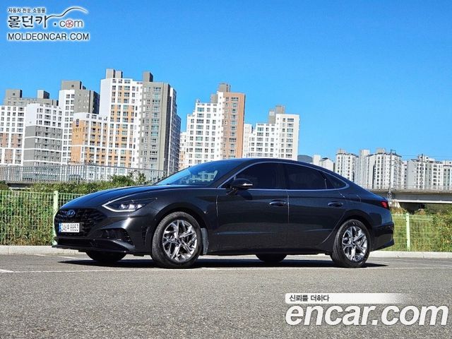 Hyundai Sonata 2.0 Premium Plus — пробег 106 543 км — фото 1 из 5