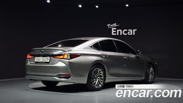 Lexus ES Executive — пробег 159 734 км — фото 2 из 5