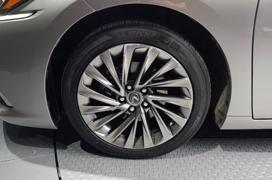 Lexus ES Executive — пробег 159 734 км — фото 5 из 5