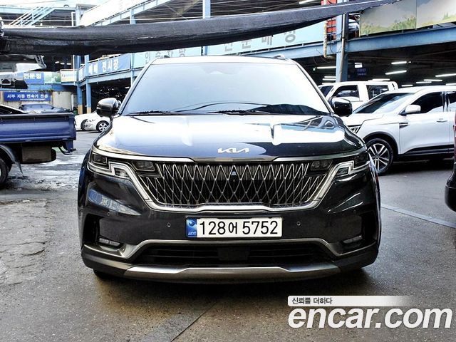 Kia Carnival Gasoline 9-Seater Signature — пробег 57 686 км — фото 1 из 5