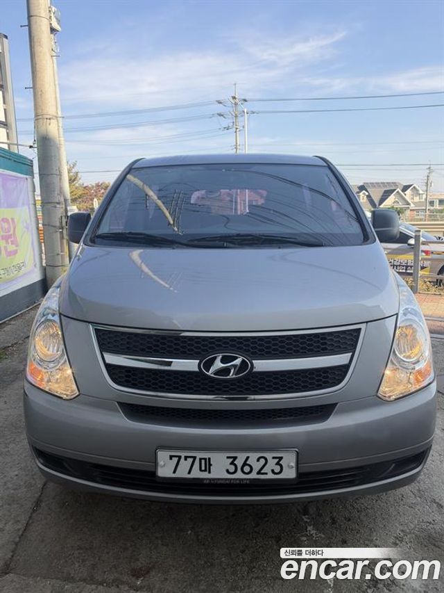 Hyundai Starex 12-Seater Wagon CVX Deluxe — пробег 89 956 км — фото 1 из 4