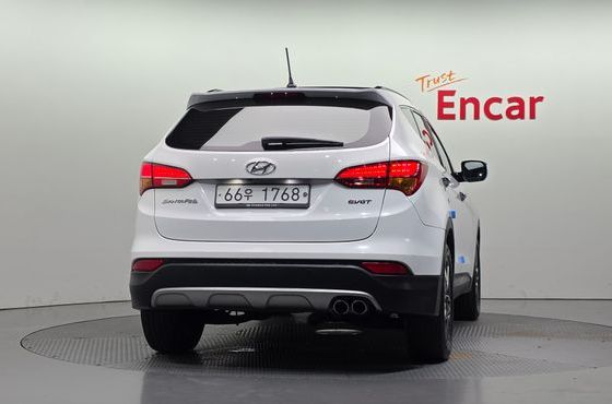 Hyundai Santafe Diesel(e-VGT) 2.0 2WD Exclusive — пробег 92 751 км — фото 4 из 5