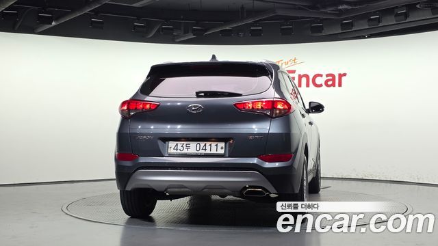 Hyundai Tucson Diesel 1.7 2WD Modern — пробег 216 903 км — фото 4 из 5