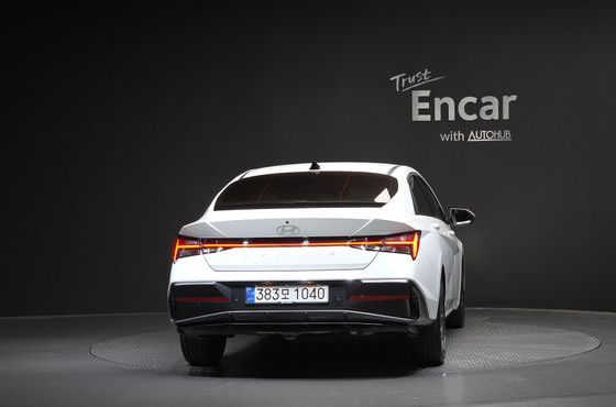 Hyundai AVANTE 1.6 Inspiration — пробег 11 497 км — фото 4 из 5