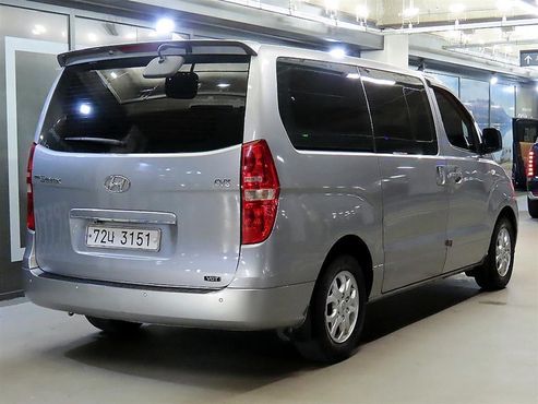 Hyundai Starex 12-Seater Wagon CVX Premium — пробег 172 567 км — фото 4 из 5