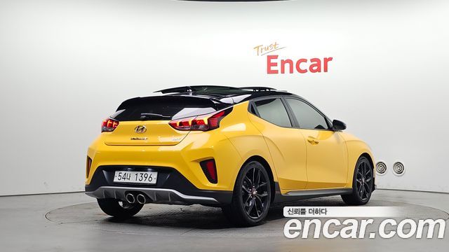 Hyundai Veloster 1.6 Turbo Sport Core — пробег 117 302 км — фото 2 из 5