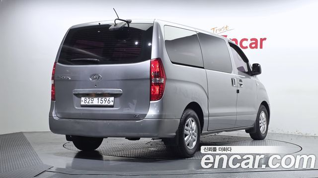 Hyundai Starex 3-Seater VAN Smart — пробег 287 449 км — фото 2 из 5