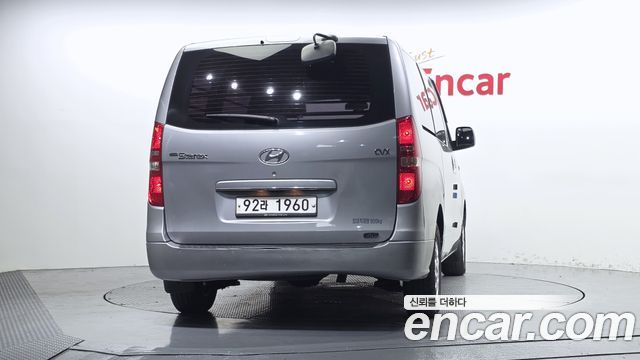 Hyundai Starex 3-Seater VAN CVX Deluxe — пробег 148 828 км — фото 4 из 5