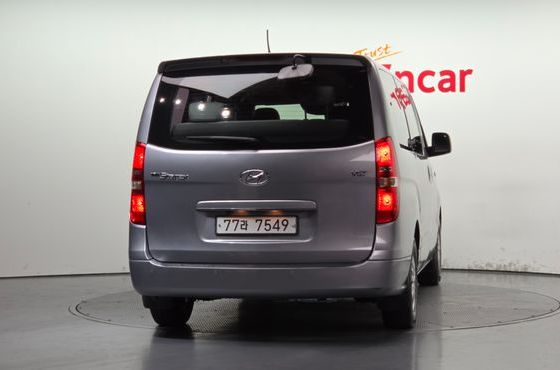 Hyundai Starex 12-Seater Wagon Modern — пробег 66 265 км — фото 4 из 5