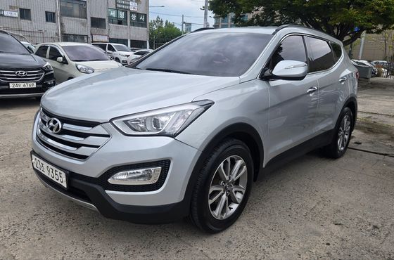 Hyundai Santafe Diesel(e-VGT) 2.0 2WD Premium — пробег 319 491 км — фото 1 из 5