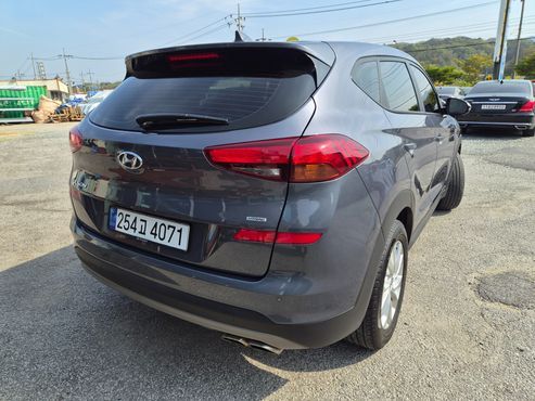Hyundai Tucson Diesel 2.0 4WD Smart — пробег 59 000 км — фото 4 из 5