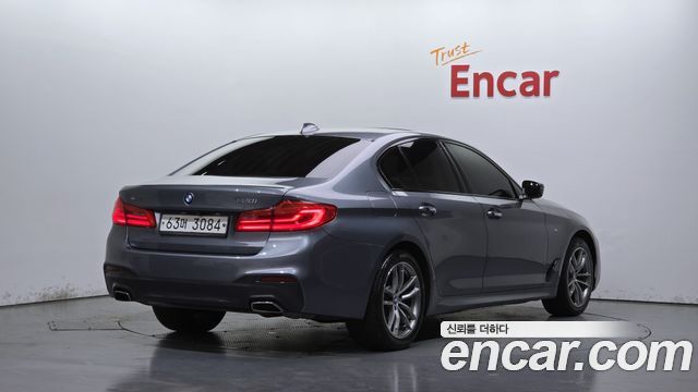 BMW 5-Series 530i xDrive M Sport Package Plus — пробег 130 315 км — фото 2 из 5