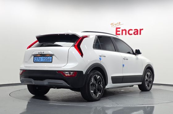 Kia Niro Air — пробег 15 061 км — фото 2 из 5