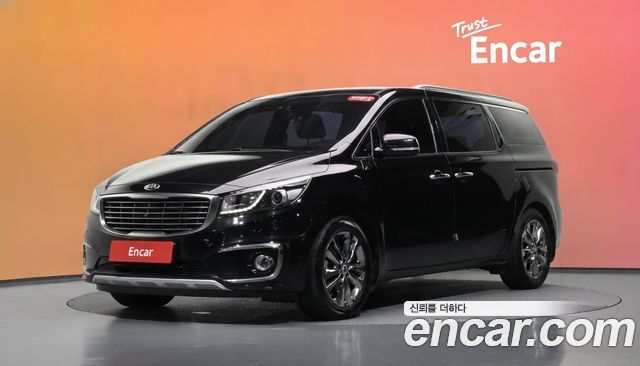 Kia Carnival 9-Seater Noblesse Special — пробег 130 320 км — фото 1 из 5
