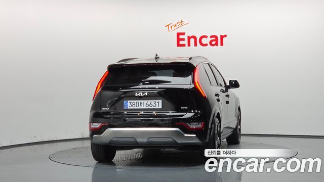 Kia Niro Prestige — пробег 91 056 км — фото 4 из 5