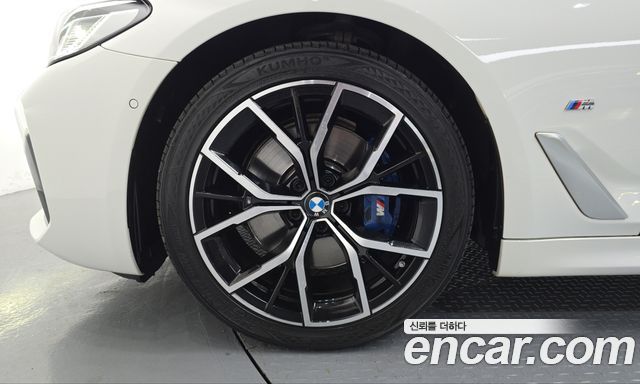 BMW 5-Series 530i M Sport Package — пробег 85 835 км — фото 5 из 5