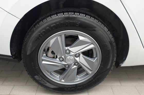 Hyundai AVANTE 1.6 Smart — пробег 66 397 км — фото 5 из 5