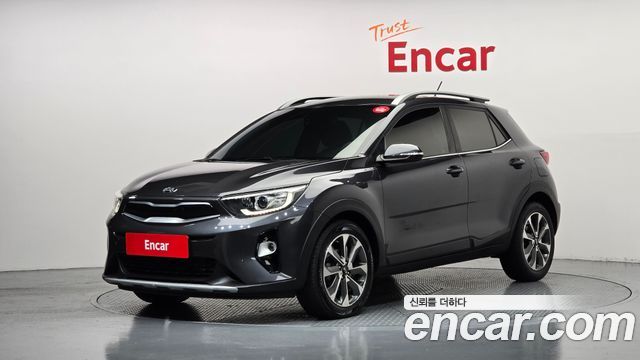 Kia Stonic из Кореи Encar