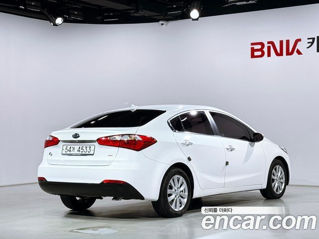 Kia K3 Trendy — пробег 80 275 км — фото 2 из 5