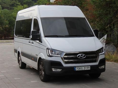 Hyundai Solati 15-seater Luxury — пробег 35 299 км — фото 2 из 5