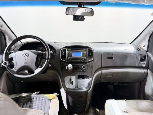Hyundai Starex 5-Seater VAN Smart — пробег 310 820 км — фото 4 из 5