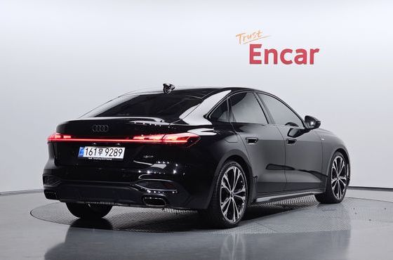 Audi A5 40 TFSI Quattro S Line Black Edition — пробег 22 359 км — фото 2 из 5
