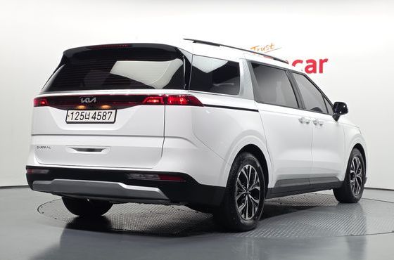 Kia Carnival Gasoline 9-Seater Prestige — пробег 159 291 км — фото 2 из 5