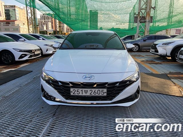 Hyundai AVANTE 1.6 Inspiration — пробег 93 400 км — фото 1 из 5