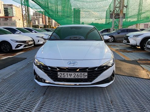 Hyundai AVANTE 1.6 Inspiration — пробег 93 400 км — фото 1 из 5