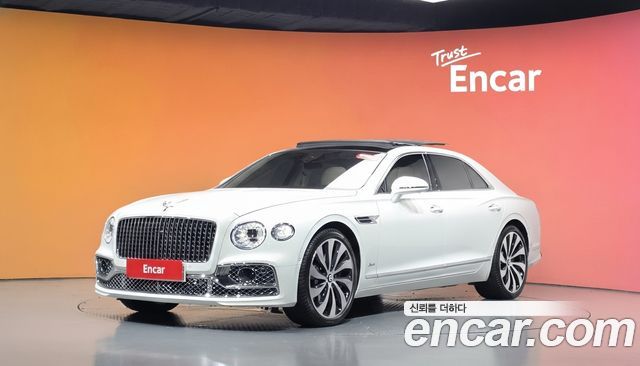 Bentley Flying Spur 4.0 Azure — пробег 4 821 км — фото 1 из 5