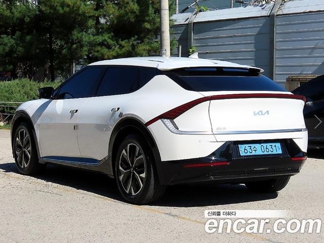Kia EV6 Long Range Earth — пробег 122 490 км — фото 3 из 5