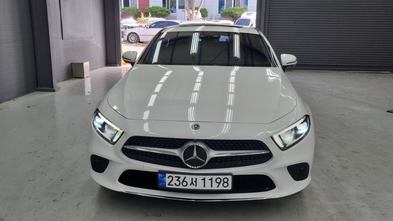 Mercedes-Benz CLS-Class CLS400d 4MATIC — пробег 116 000 км — фото 3 из 5